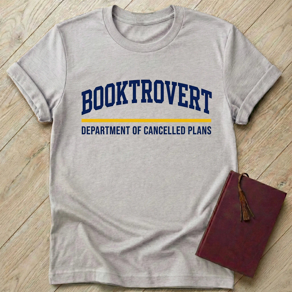 Booktrovert T-Shirt